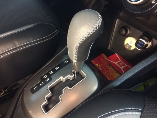 Перетяжка рычага и чехла КПП